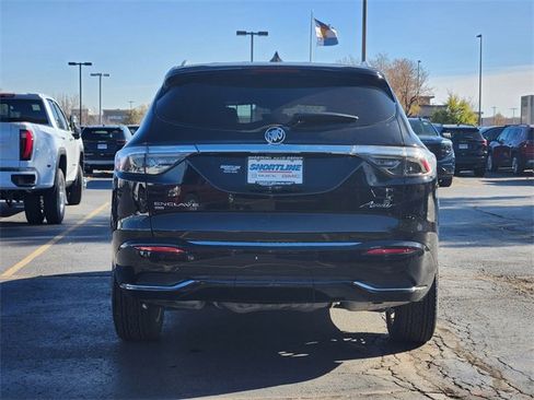 Used 2023 Buick Enclave Avenir w/ Avenir Technology Package image 5