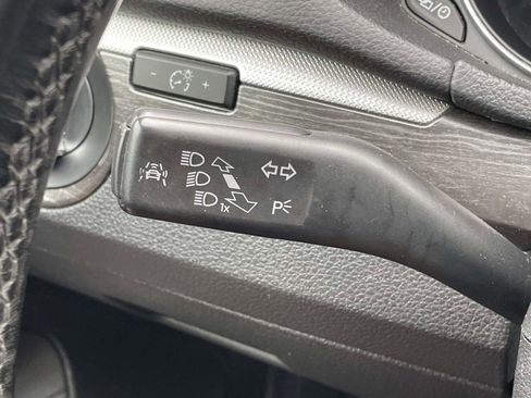 Used 2017 Volkswagen Passat 1.8T SEL Premium FWD image 22