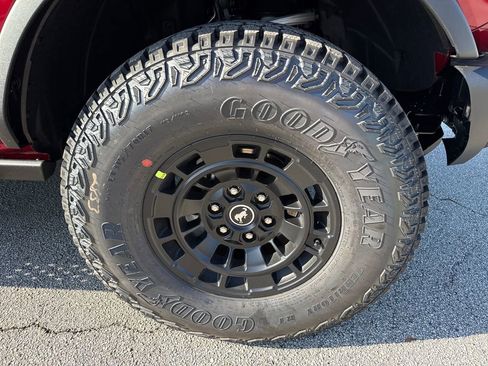 New 2026 Ford Bronco Badlands AWD/4WD image 11