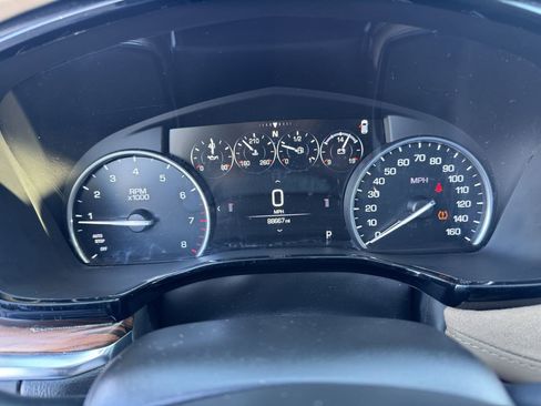 Used 2018 Cadillac XT5 Platinum w/ Driver Assist Package image 13