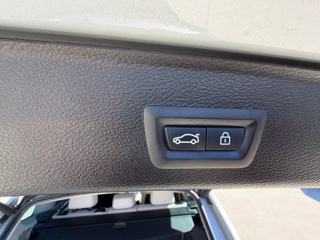Used 2017 BMW X3 sDrive28i RWD image 29