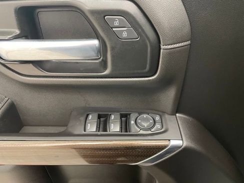 Used 2022 Chevrolet Silverado 1500 RST w/ Z71 Off-Road Package image 11