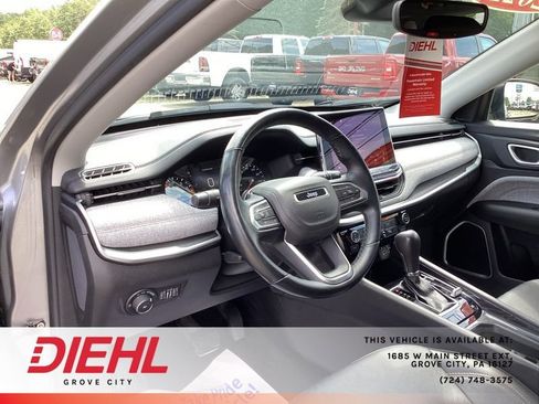 Used 2022 Jeep Compass Latitude AWD/4WD image 27