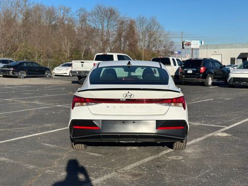 New 2026 Hyundai Elantra SEL Sport image 6