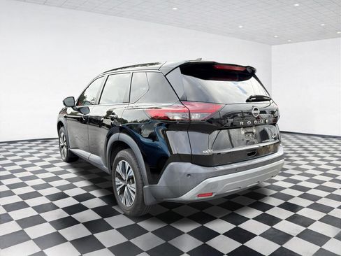 Used 2022 Nissan Rogue SV FWD image 6