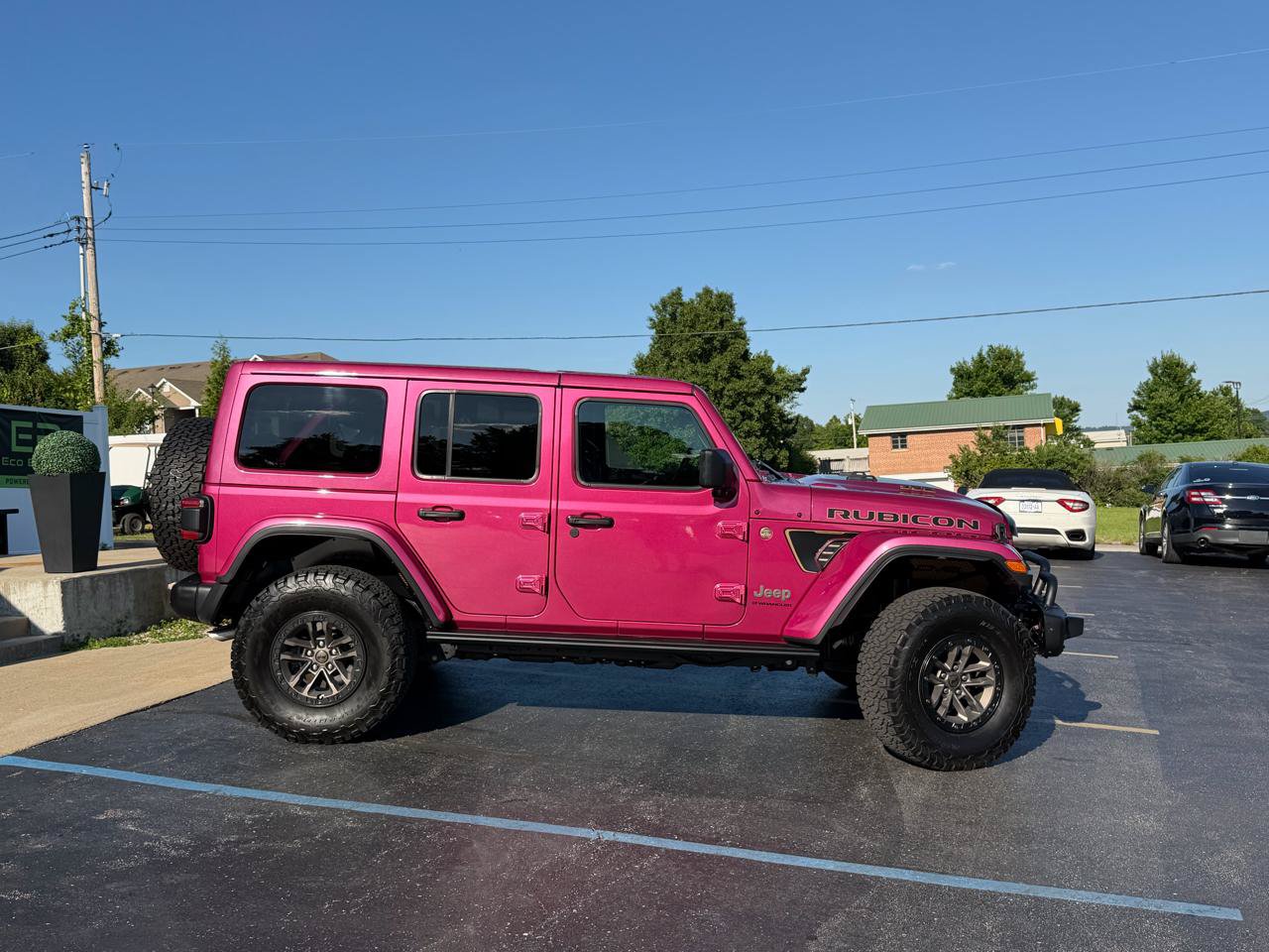 Used 2024 Jeep Wrangler Unlimited Rubicon 392 AWD/4WD image 2