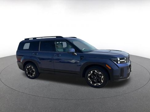 Used 2025 Hyundai Santa Fe SEL image 2