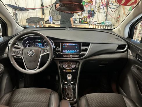 Used 2017 Buick Encore Sport Touring AWD/4WD image 18