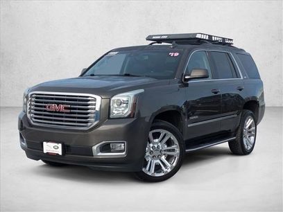 Used 2019 GMC Yukon SLT w/ Premium Edition