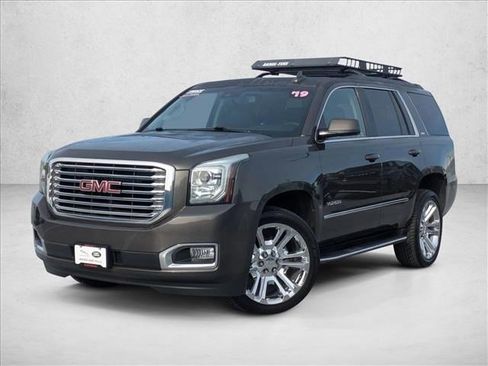 Used 2019 GMC Yukon SLT w/ Premium Edition image 1