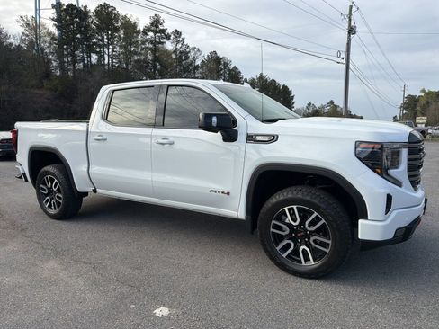Used 2025 GMC Sierra 1500 AT4 w/ AT4 Preferred Package AWD/4WD image 3