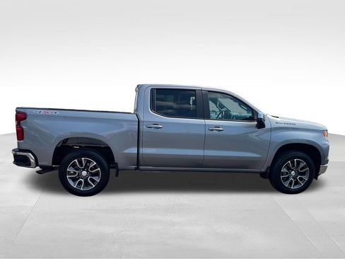 Used 2023 Chevrolet Silverado 1500 LT AWD/4WD image 7