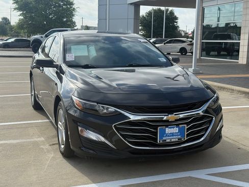 Used 2023 Chevrolet Malibu LS FWD image 7
