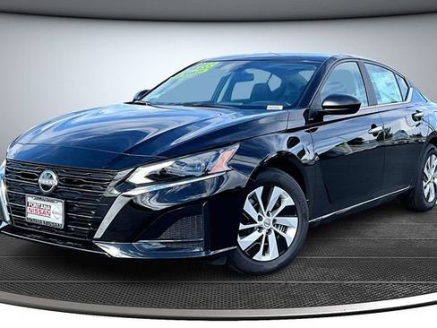 New 2025 Nissan Altima 2.5 S image 2