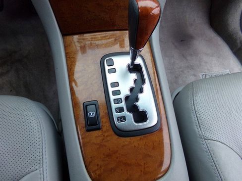 Used 2005 Lexus ES 330 image 51