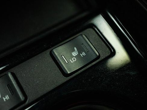 Used 2020 Toyota Prius Prime LE FWD image 20