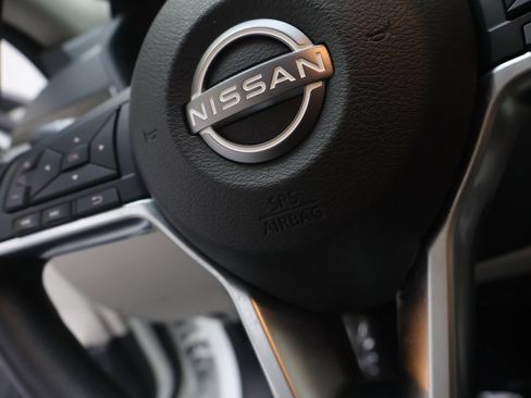 Used 2023 Nissan Altima 2.5 SV FWD image 21