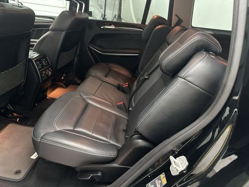 Certified 2016 Mercedes-Benz GL 550 4MATIC image 23