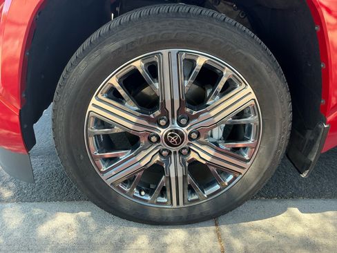 Used 2024 Toyota Sequoia Capstone AWD/4WD image 26