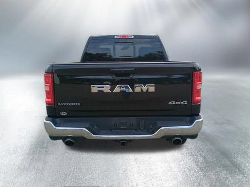 Used 2025 RAM 1500 Laramie AWD/4WD image 4