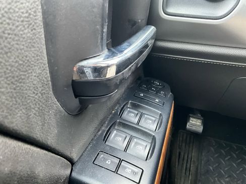 Used 2014 GMC Sierra 1500 SLT w/ SLT Crew Cab Value Package image 23