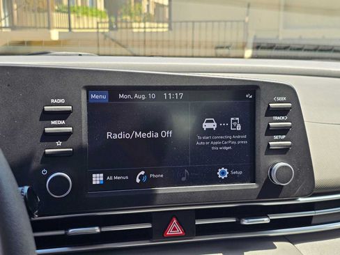 Used 2023 Hyundai Elantra SEL FWD image 25