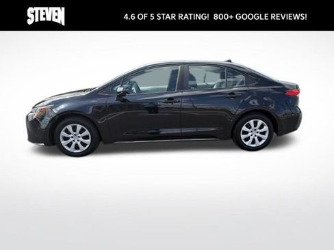 Used 2022 Toyota Corolla LE FWD image 8