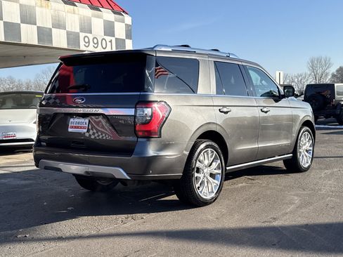 Used 2019 Ford Expedition Platinum image 7