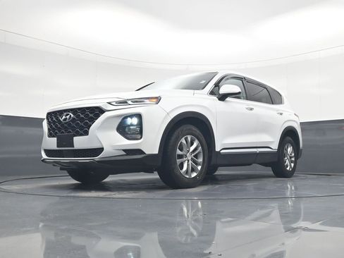 Used 2019 Hyundai Santa Fe SE w/ Cargo Package image 17