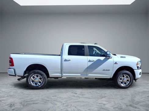 Used 2024 RAM 2500 Laramie w/ Safety Group image 8