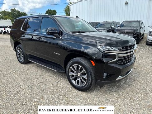 Used 2024 Chevrolet Tahoe LT w/ LT Signature Package AWD/4WD image 8