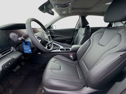 New 2026 Hyundai Elantra Limited w/ Cargo Package FWD image 16