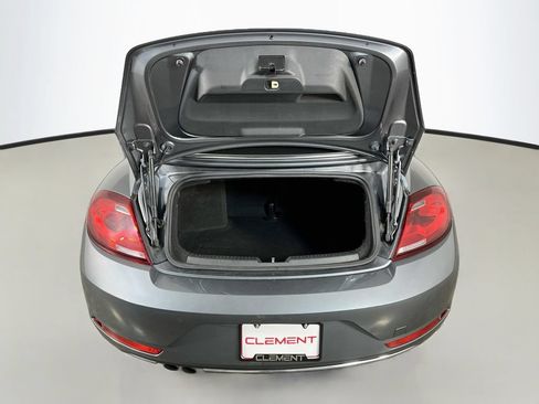 Used 2018 Volkswagen Beetle 2.0T S FWD image 8