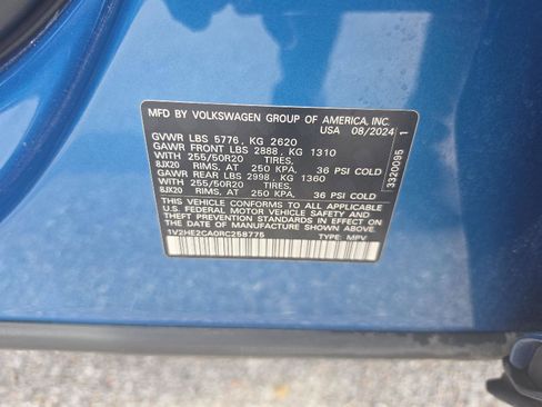 Used 2024 Volkswagen Atlas Cross Sport SE image 19