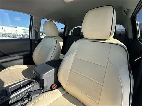 Used 2022 Toyota Tacoma SR image 14