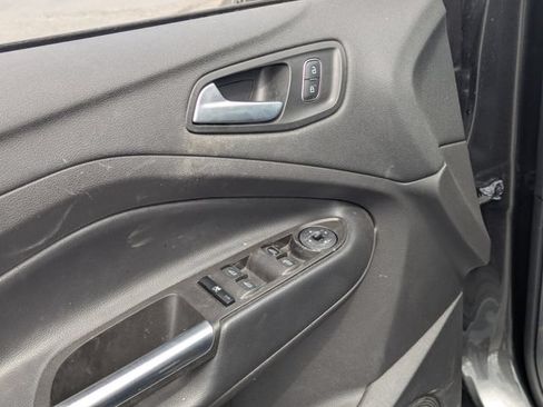 Used 2018 Ford Escape SE AWD/4WD image 16