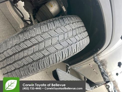 Used 2023 Jeep Grand Wagoneer L Series III w/ Rear Seat Video Group 1 image 28