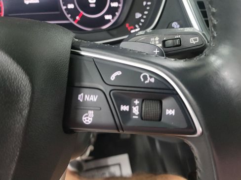 Used 2018 Audi Q5 2.0T Premium Plus w/ Premium Plus Package AWD/4WD image 18