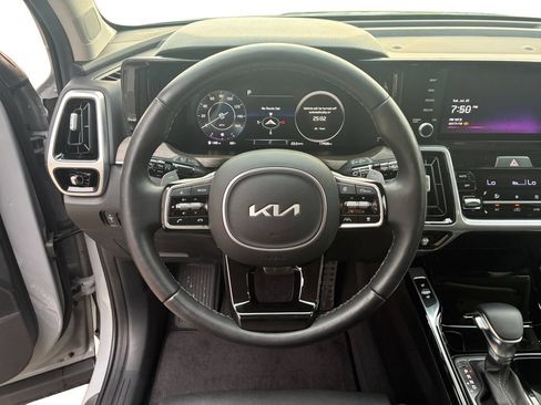 Used 2023 Kia Sorento SX Prestige AWD/4WD image 12