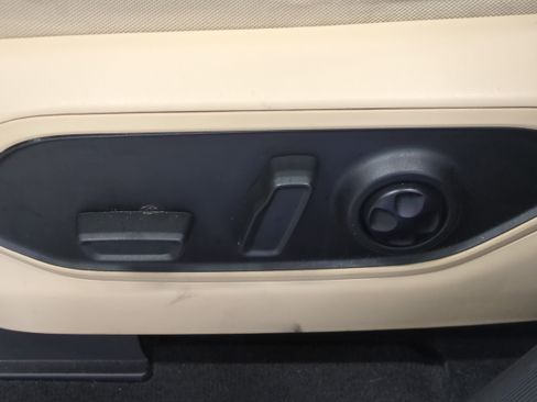 Certified 2021 Jeep Grand Cherokee L Limited w/ Luxury Tech Group II image 21