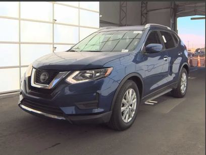 Used 2018 Nissan Rogue SV