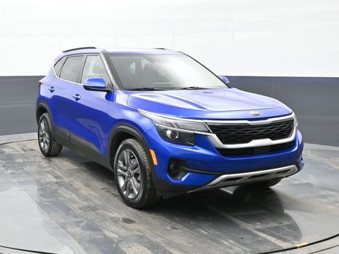 Used 2021 Kia Seltos S image 2