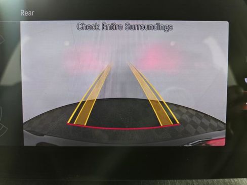 Used 2021 Mercedes-Benz GLC 300 4MATIC image 20