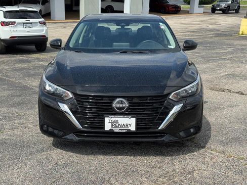 Used 2024 Nissan Sentra SV FWD image 11