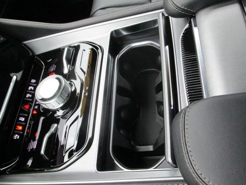 New 2026 Jeep Grand Wagoneer Limited w/ Convenience Group I image 44