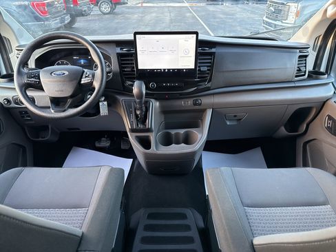 Used 2023 Ford Transit 350 XLT image 35