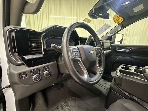 Certified 2023 Chevrolet Silverado 1500 LT w/ All Star Edition Plus AWD/4WD image 25