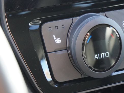 Used 2025 Toyota Grand Highlander AWD image 29