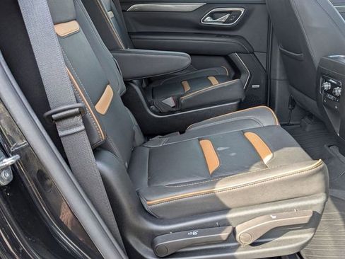 Used 2023 GMC Yukon AT4 w/ LPO, Floor Liner Package image 27