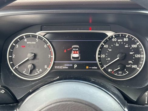 Certified 2023 Nissan Rogue SV image 27